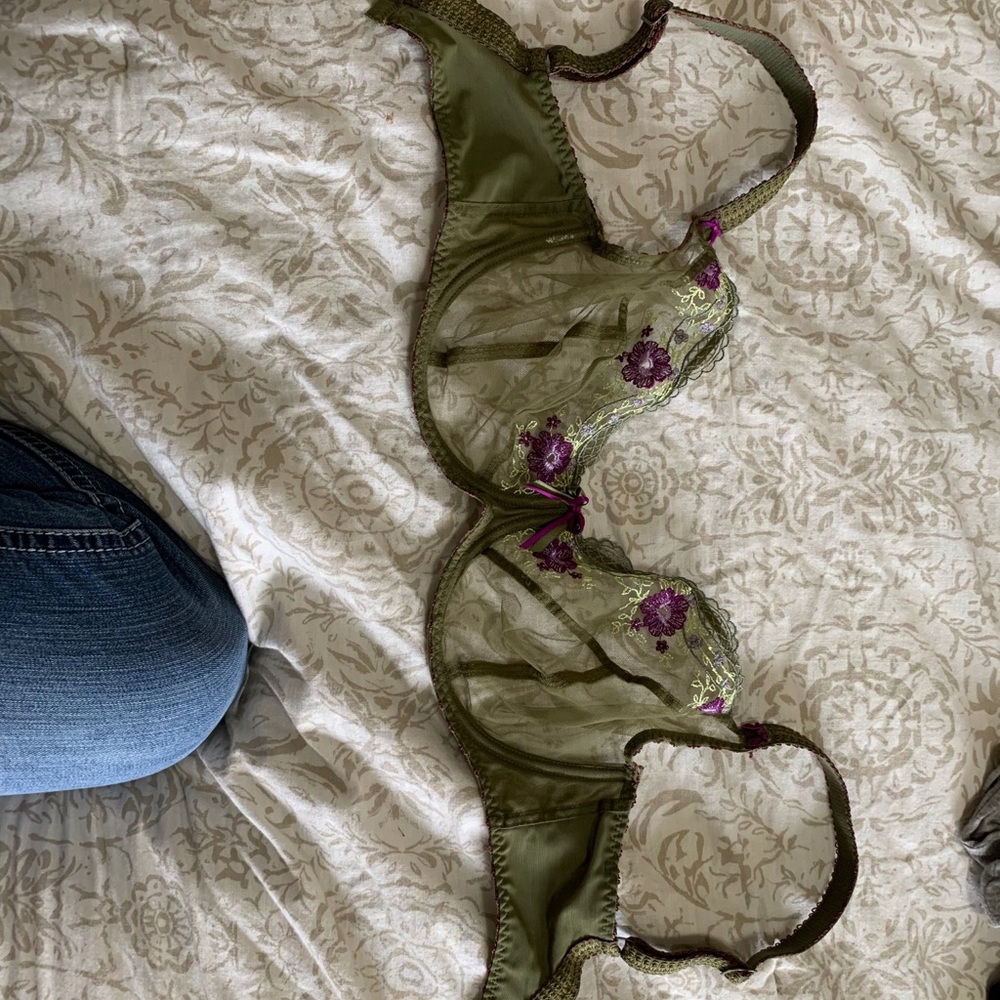 Bra